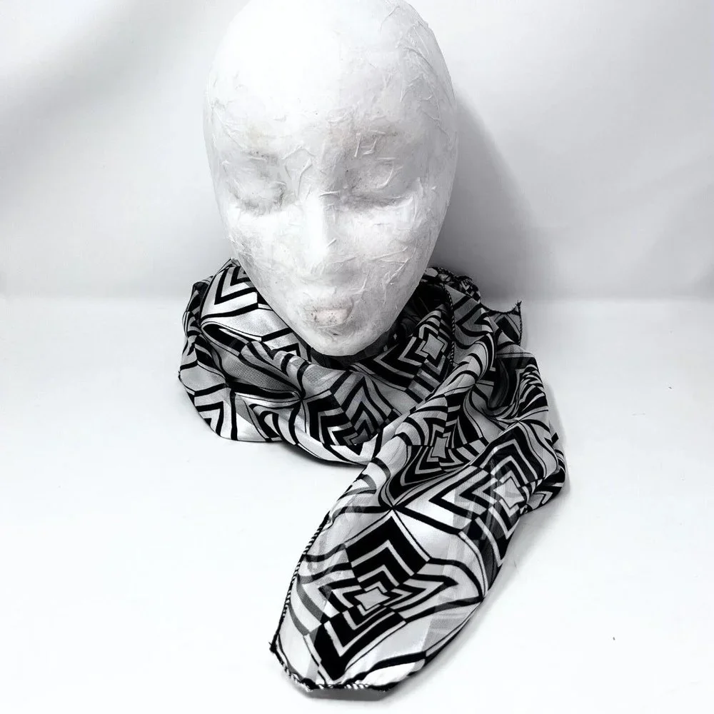 Womens Vintage Black & White Silky Stripe Geometric Star Design Polyester Korea‎